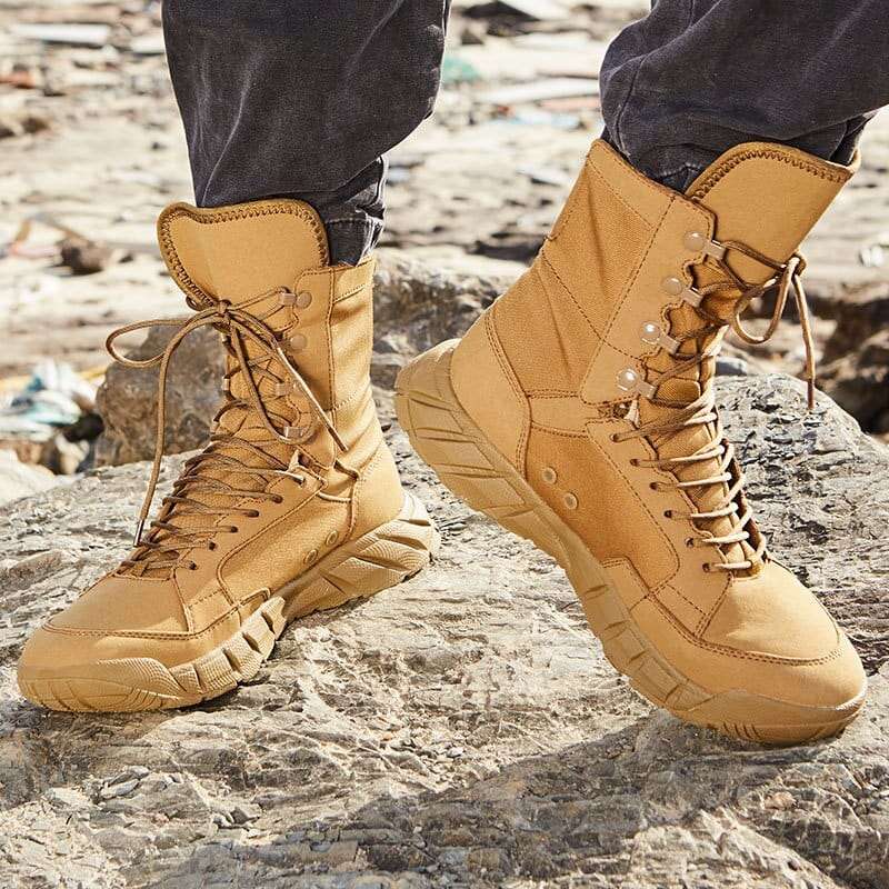 chaussure de randonnée montante marron en situation