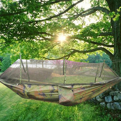 Hamac de survivalisme installé