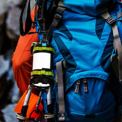 lampe de randonnée 3 en 1 allumée