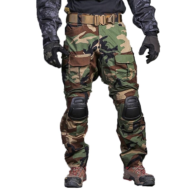 pantalon camouflage militaire de survie détail des poches