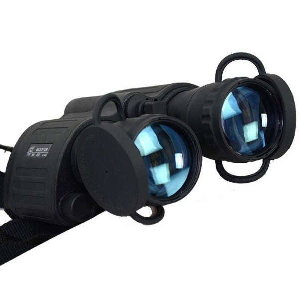 jumelles vision nocturne scoutx en main
