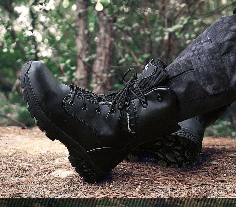 chaussure de randonnée haute montagne vue d'ensemble