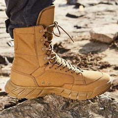 chaussure de randonnée montante marron semelle crantée