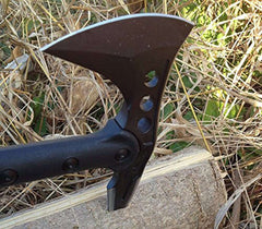 hache tactique de survie manche ergonomique