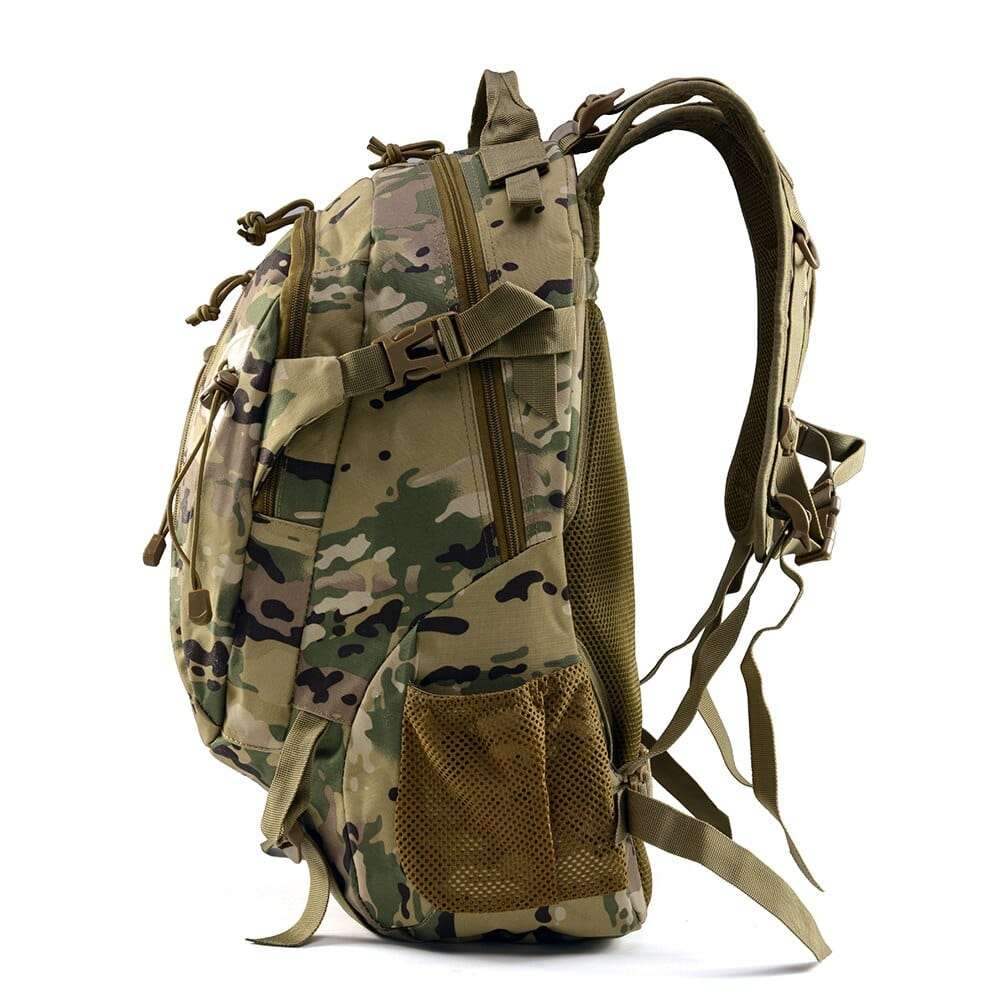 sac à dos camouflage militaire vue latérale