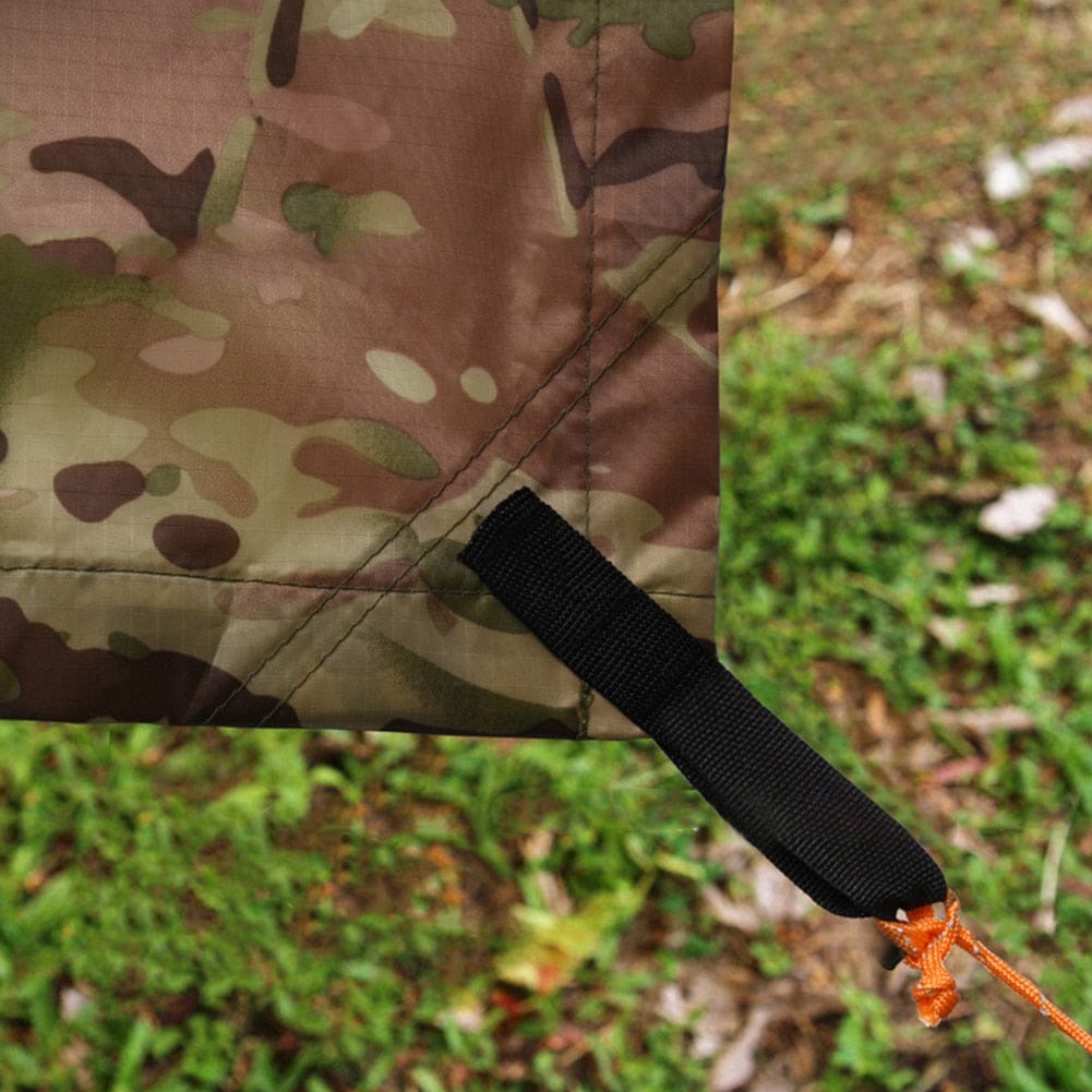 Abri camouflage de survie vue d'ensemble