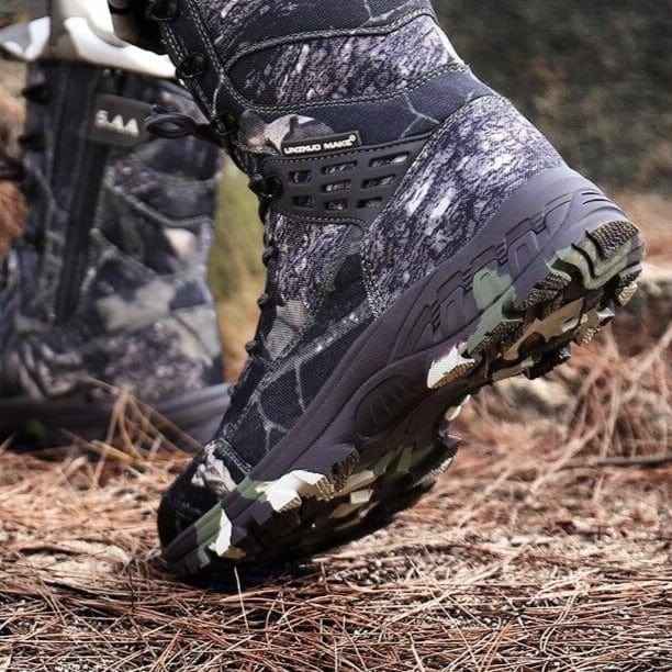 chaussure de combat homme en situation
