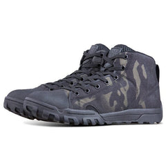 chaussure légère de randonnée coloris noir camo