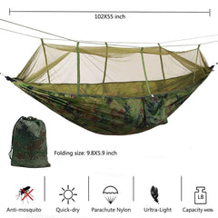 Hamac camouflage militaire en forêt