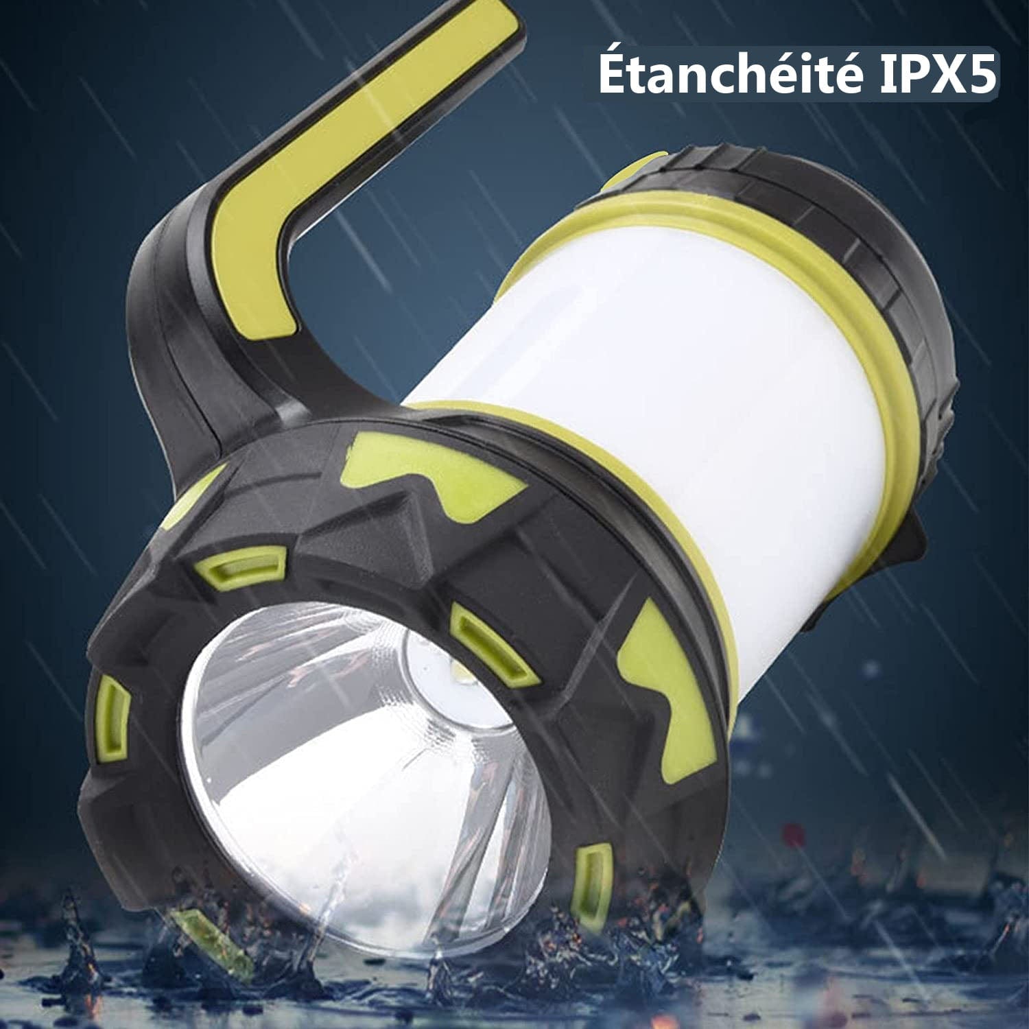 lampe de randonnée 3 en 1 en utilisation