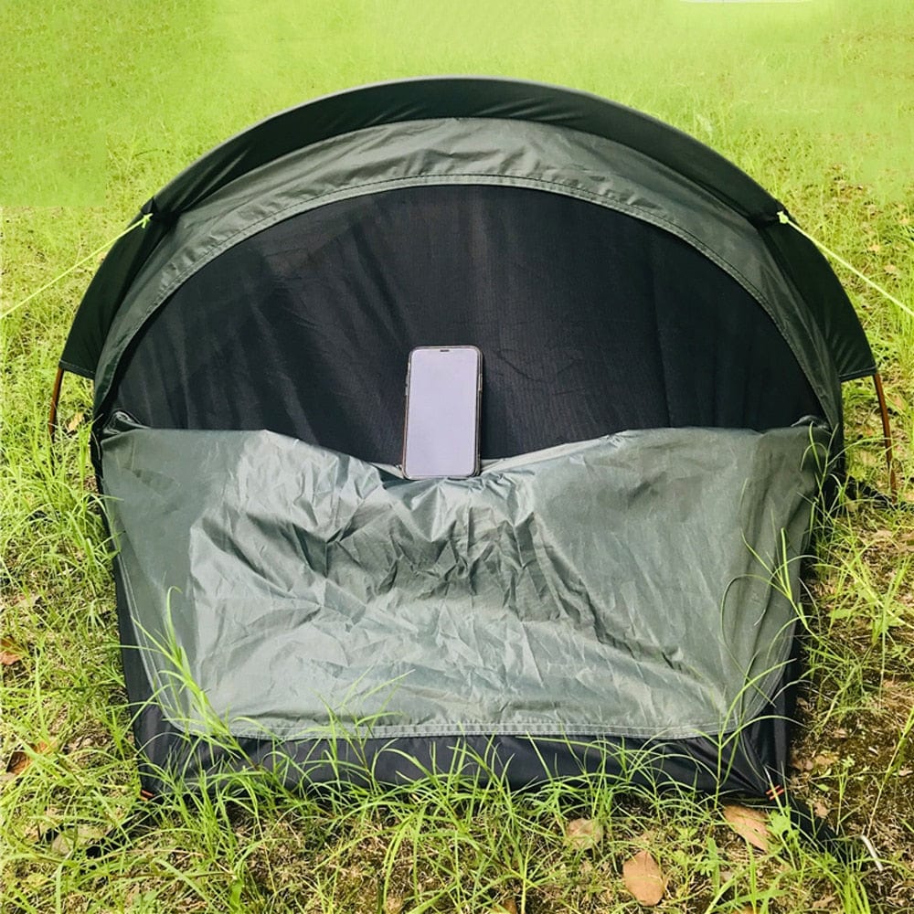 Tente de survie mono paroi vue latérale